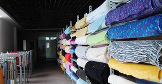 選購勝通面料貨架,解決了海寧倫博紡織的難題