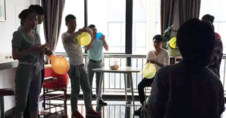 勝通貨架公司早會(huì)如此嗨