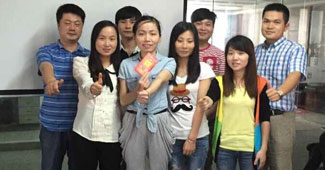 努力創(chuàng)新，團(tuán)結(jié)一致 記2015勝通倉儲年中總結(jié)大會