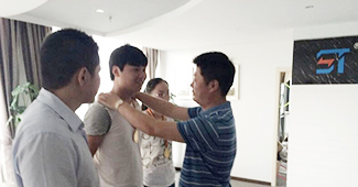 競爭！榮譽！機會！越努力，越幸運！