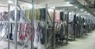 杭州衣香麗影女裝貨架來自勝通倉儲，您知道嗎？