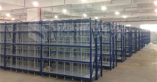 輕型貨架應(yīng)該怎么保養(yǎng)維護(hù)？