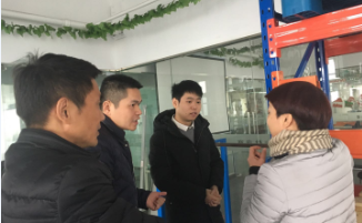 佛山市月月鳥紡織周總考察勝通貨架:選勝通倉儲(chǔ)選的就是品質(zhì)