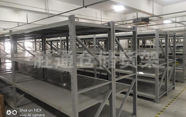 浙江某實業(yè)有限公司首次采購100多組中型貨架