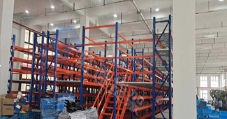 承重性強的閣樓貨架，溫州豪華汽車配件只認準勝通出品！