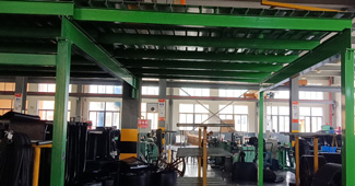 來看，浙江百花膠帶有限公司倉庫安裝勝通鋼平臺后的現(xiàn)場實(shí)況