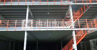 浙江塑料制品企業(yè)通過定制鋼平臺實現(xiàn)倉儲空間升級