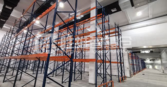 南通醫(yī)藥公司引進窄巷道貨架，倉儲空間利用率大幅提升