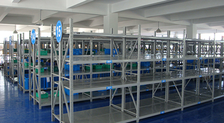 輕型貨架特點(diǎn)展示 輕型貨架特點(diǎn)展示