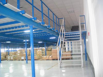 鋼平臺(tái).jpg 鋼平臺(tái).jpg