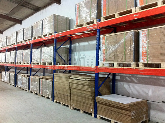 重型橫梁貨架選擇哪家.jpg 重型橫梁貨架選擇哪家.jpg