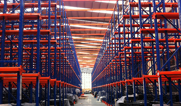 貫通貨架.jpg 貫通貨架.jpg