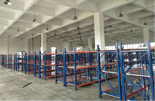 長盛軸承重型貨架.jpg 長盛軸承重型貨架.jpg