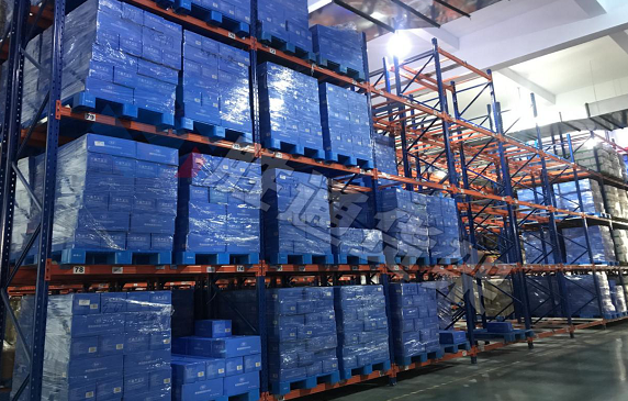 化妝品行業(yè)橫梁貨架.png 化妝品行業(yè)橫梁貨架.png