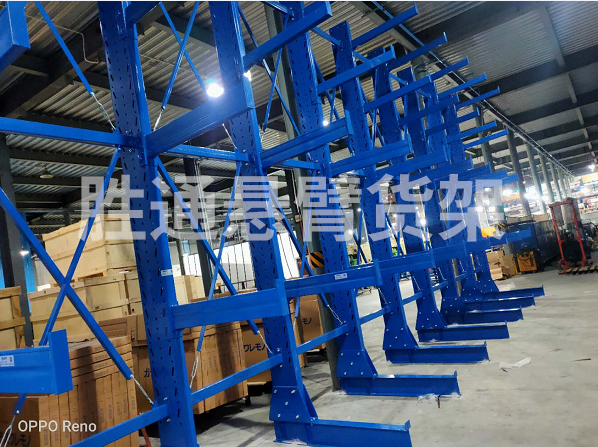 安東尼玻璃懸臂貨架.jpg 安東尼玻璃懸臂貨架.jpg