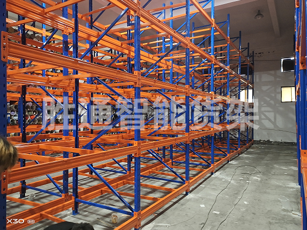 重型格擋貨架.jpg 重型格擋貨架.jpg