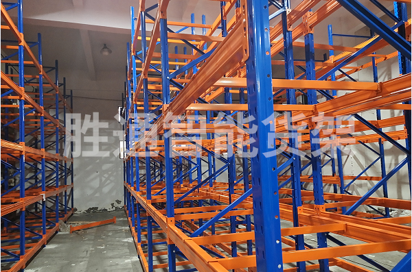 致朗紡織品格擋貨架.jpg 致朗紡織品格擋貨架.jpg