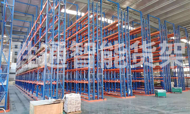 沈氏軸承重型貨架安裝.jpg 沈氏軸承重型貨架安裝.jpg