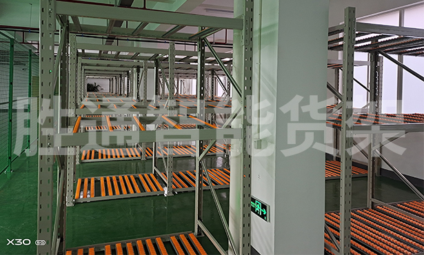 東赫電子流利條貨架.jpg 東赫電子流利條貨架.jpg