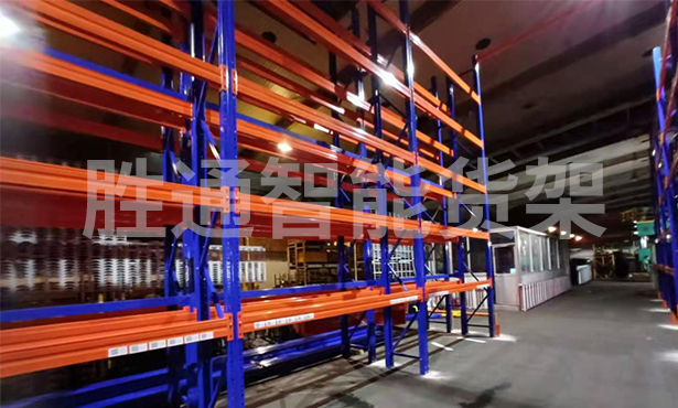 如意股份重型橫梁貨架價(jià)格.jpg 如意股份重型橫梁貨架價(jià)格.jpg