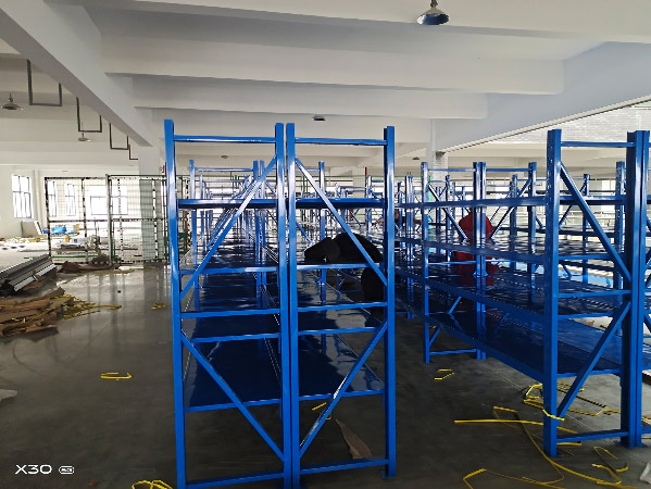 勝通-中型貨架 勝通-中型貨架