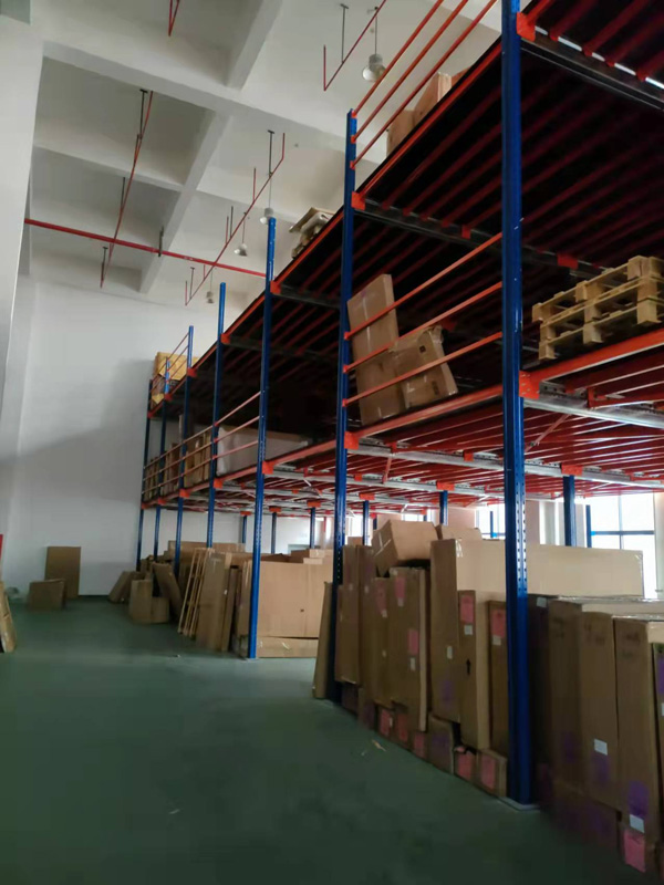 來看！在鋼平臺(tái)廠家的選擇上，杭州時(shí)運(yùn)通家居唯獨(dú)只信賴勝通！