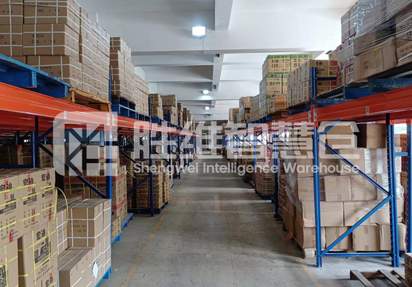 重型橫梁式貨架 重型橫梁式貨架