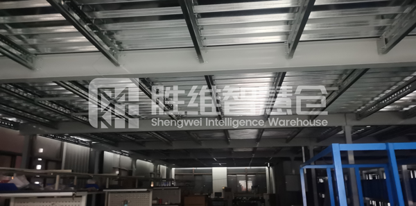 閣樓貨架 閣樓貨架