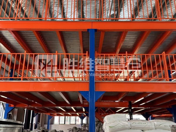 鋼平臺(tái)2600.jpg 鋼平臺(tái)2600.jpg