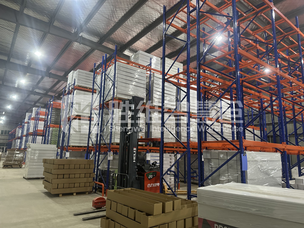 重型貨架600.jpg 重型貨架600.jpg