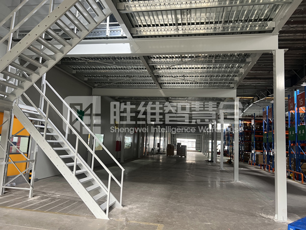 醫(yī)用材料鋼平臺2600.jpg 醫(yī)用材料鋼平臺2600.jpg