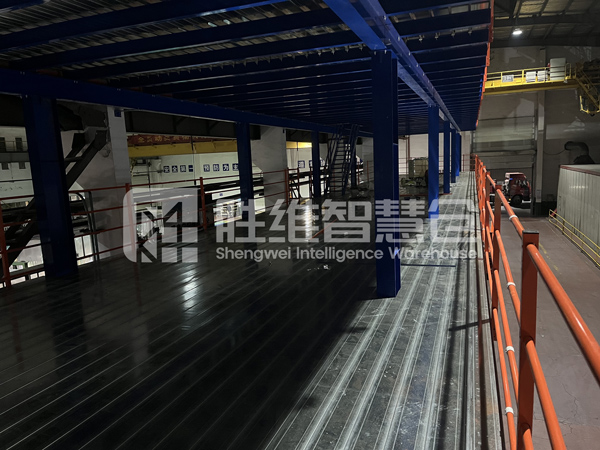 鋼平臺600.jpg 鋼平臺600.jpg