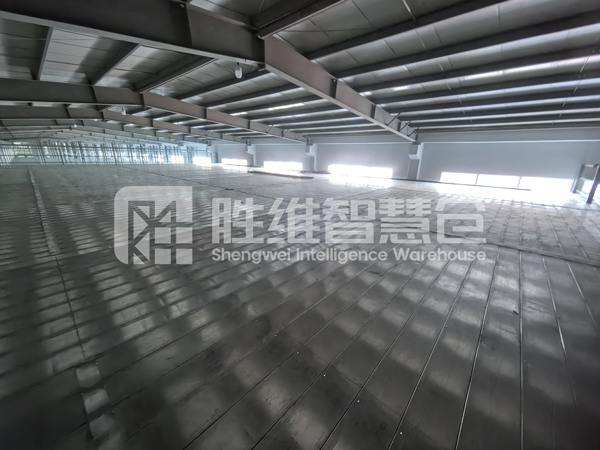 鋼平臺(tái)600.jpg 鋼平臺(tái)600.jpg