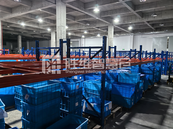 重型貨架2600.jpg 重型貨架2600.jpg