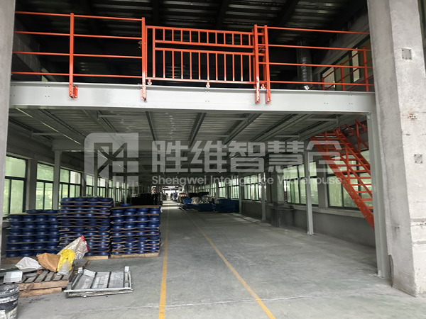 鋼平臺(tái)2600.jpg 鋼平臺(tái)2600.jpg