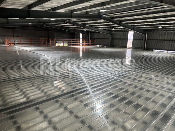 包裝材料鋼平臺2600.jpg 包裝材料鋼平臺2600.jpg