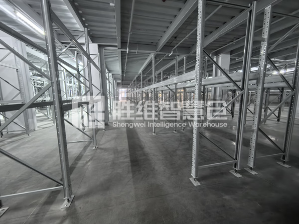 鞋業(yè)-重型貨架2600.jpg 鞋業(yè)-重型貨架2600.jpg