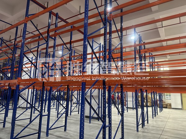 重型貨架2600.jpg 重型貨架2600.jpg