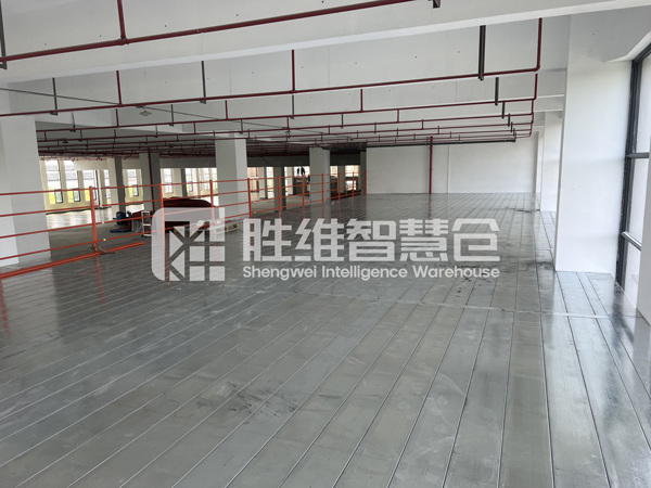 鋼平臺(tái)600.jpg 鋼平臺(tái)600.jpg