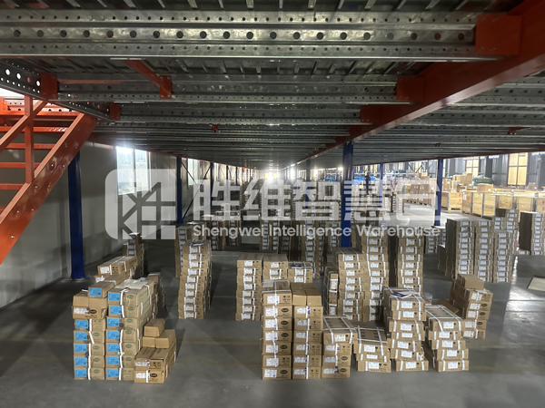 鋼平臺2600.jpg 鋼平臺2600.jpg