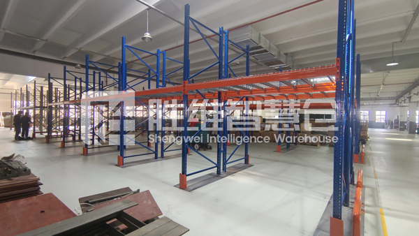 機(jī)械重型貨架2600.jpg 機(jī)械重型貨架2600.jpg