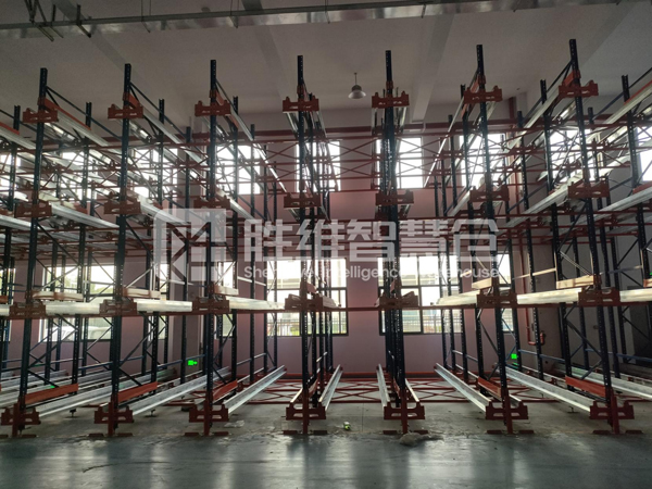 兩向穿梭車庫600.jpg 兩向穿梭車庫600.jpg