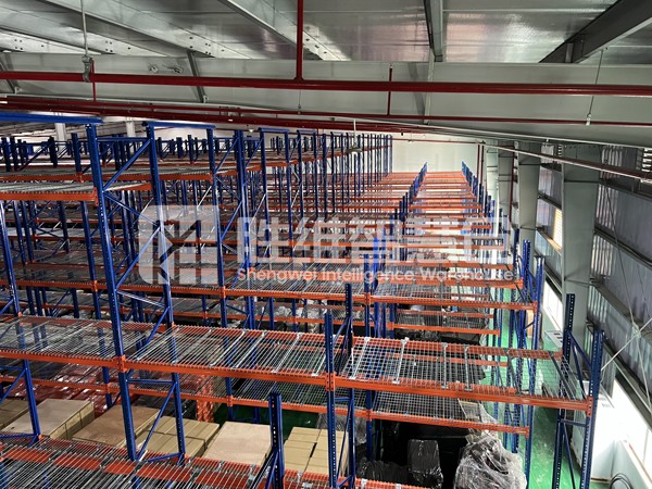 進(jìn)出口-重型貨架600.jpg 進(jìn)出口-重型貨架600.jpg