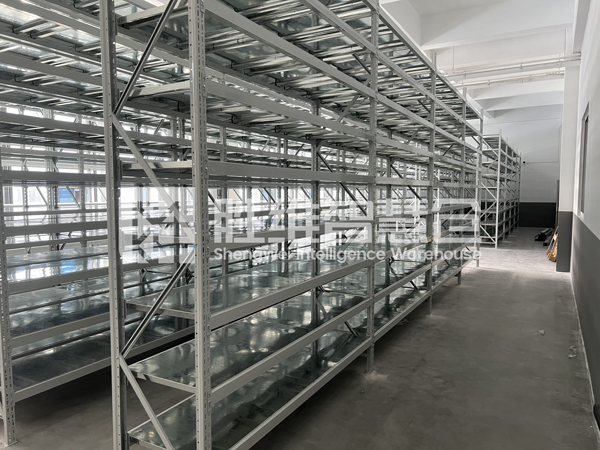 料箱立體貨架2600.jpg 料箱立體貨架2600.jpg