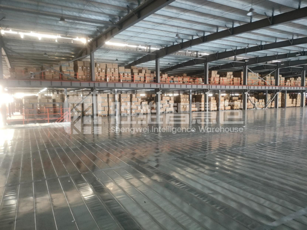 鋼平臺2600.jpg 鋼平臺2600.jpg