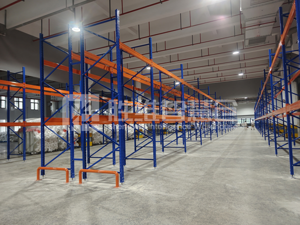 重型貨架600.jpg 重型貨架600.jpg