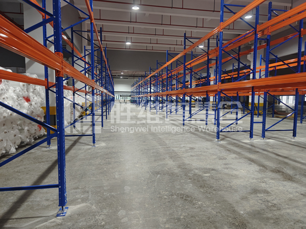 重型貨架2600.jpg 重型貨架2600.jpg