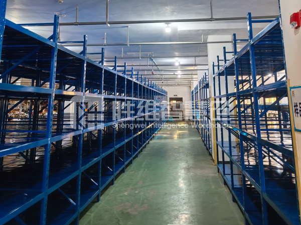 中型貨架2600.jpg 中型貨架2600.jpg